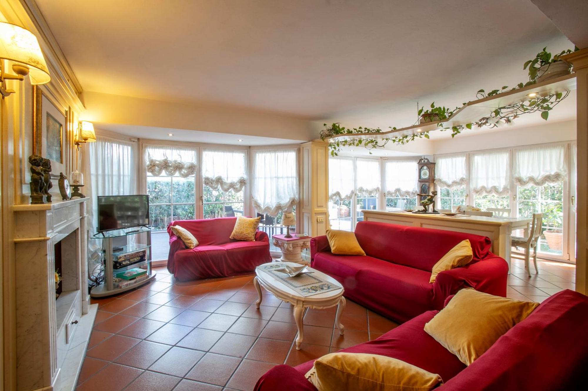 Maison Renee Viareggio Eksteriør billede