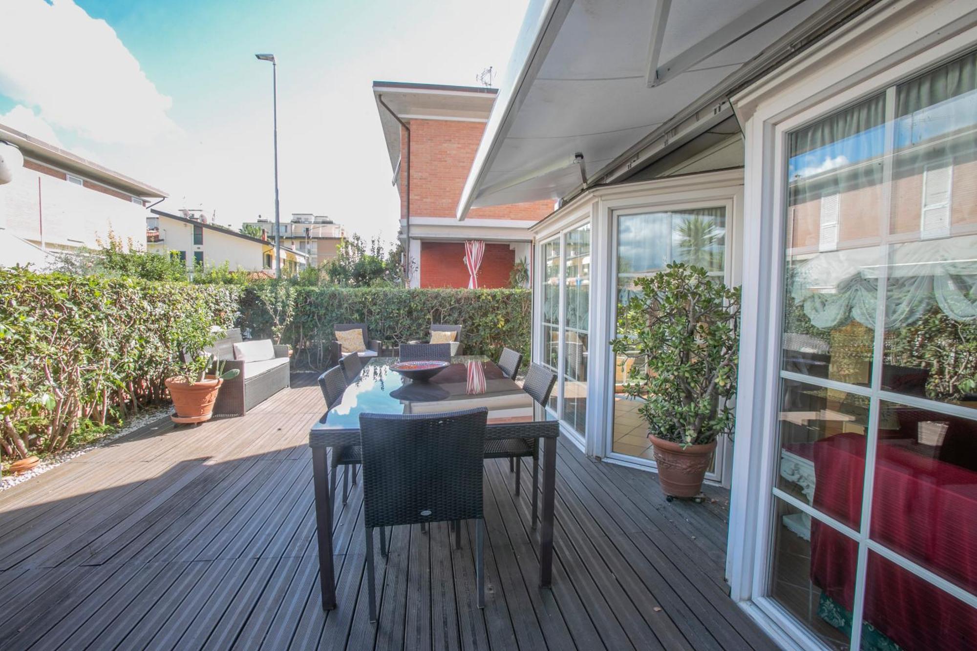 Maison Renee Viareggio Eksteriør billede